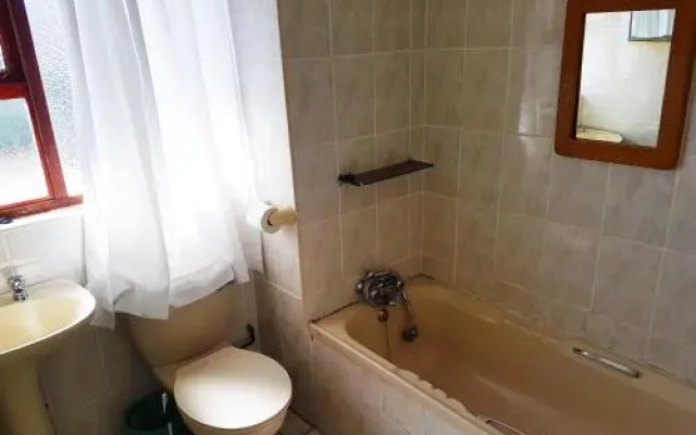 Dumela Margate Flat No 31