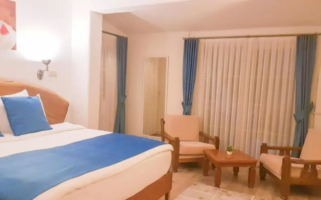 Alaçatı Otel Rebetiko