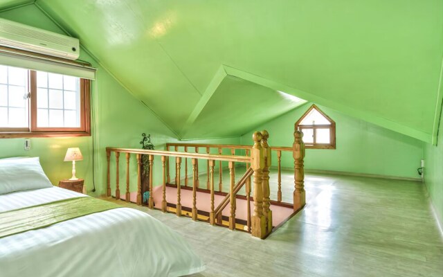 Yangyang Yemoeyson Pada Pension