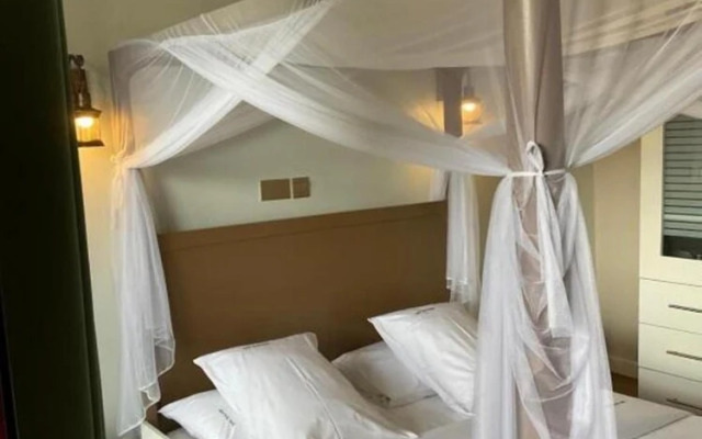 Zebi Ecolodge