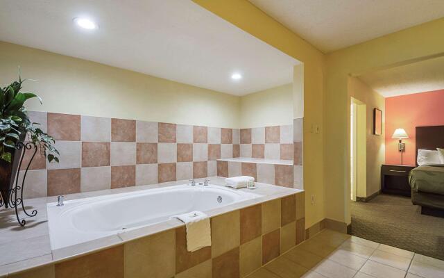 Studio 6 Suites North Richland Hills, TX