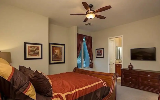 South by Southwest - Signature Vacation Rentals