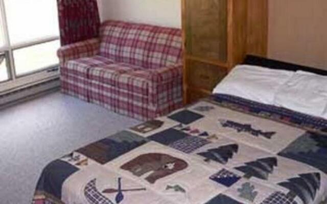 Evergreen Valley Inn