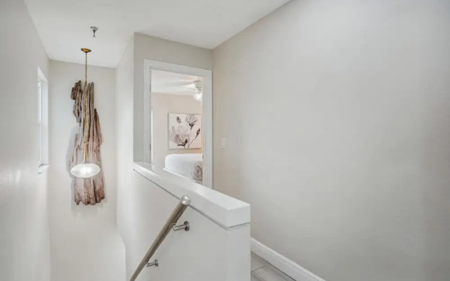 Pelican Pointe 5B