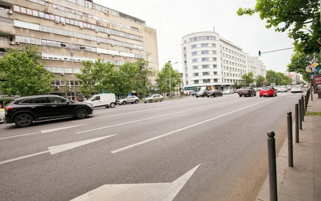 Metropole Apartments University Square