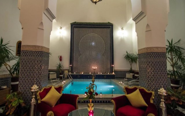 "room in B&B - Riad Authentic Palace & Spa -jawhara"