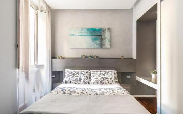 Living RHome - Condotti Apartment