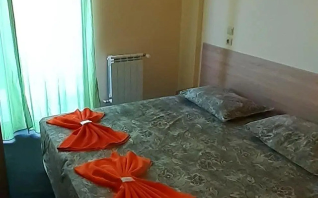 Семеен хотел Къща Тодорови