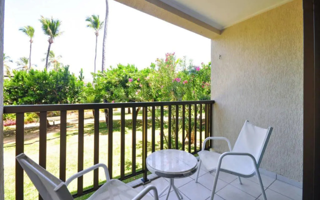 Flat Beach Class Resort