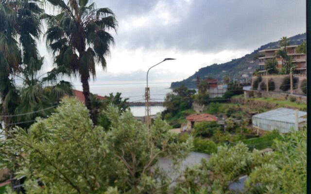 Apartment With 2 Bedrooms in Ospedaletti, With Wonderful sea View and Enclosed Garden Near the Beach