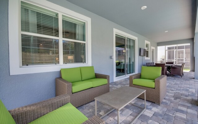 Gorgeous Home W/private Pool & Spa Sleeps 25!