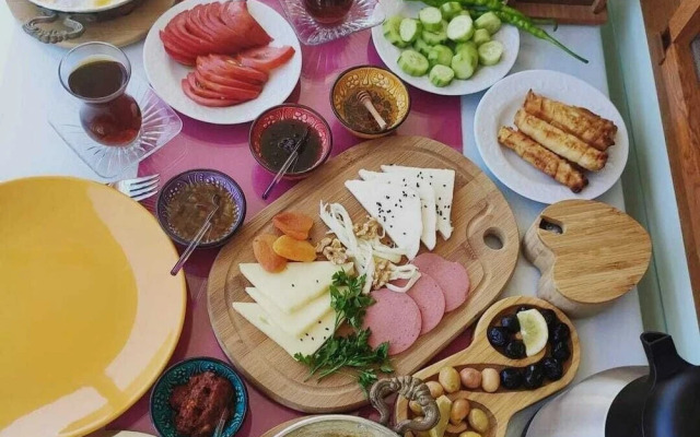 Assos Livza Butik & Apart Otel