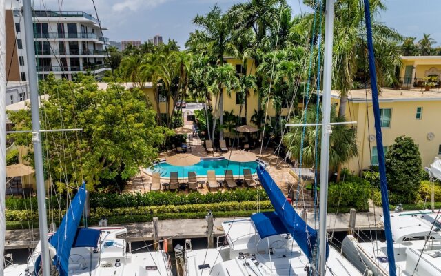 1ivd204j 1 Bedroom Hotel Room