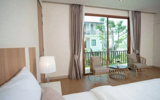 Natural Beach Resort