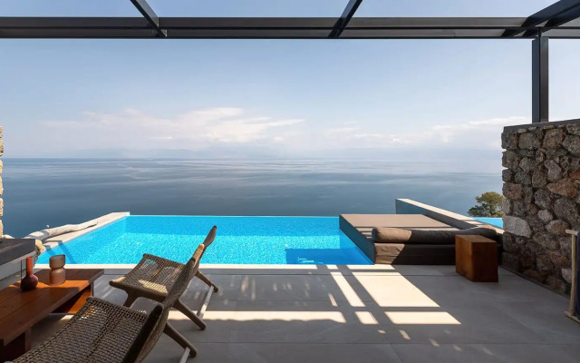 Le Grand Bleu Resort