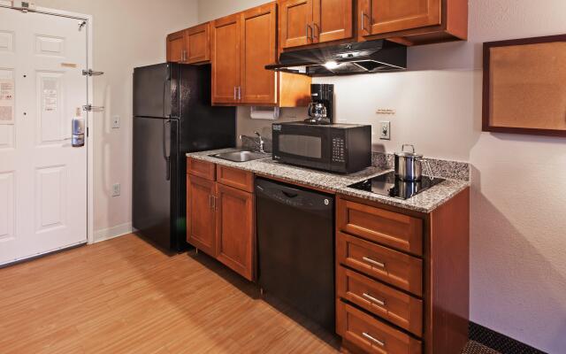Candlewood Suites Deer Park TX by IHG