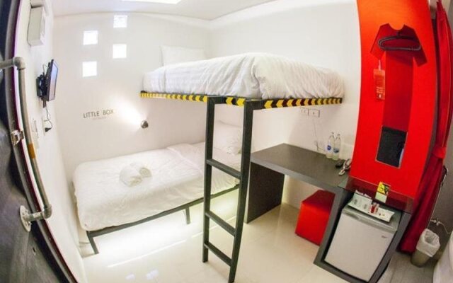 Little Box Hotel