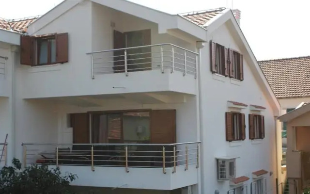 Studios Mavis