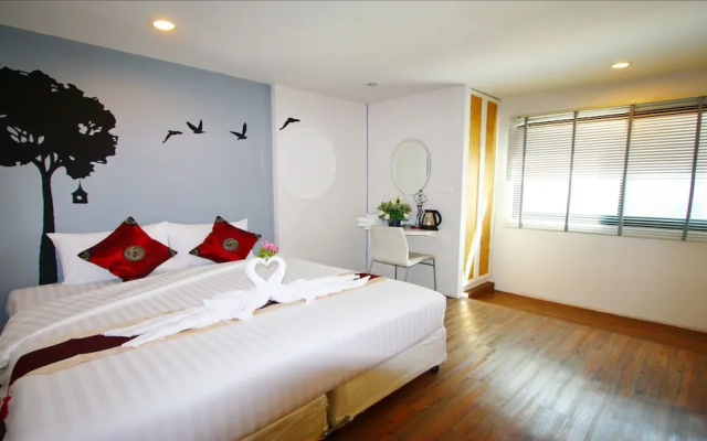 Royal King Suite