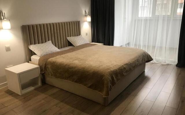 Stil'naja odnokomnatnaja kvartira v g.Almaty