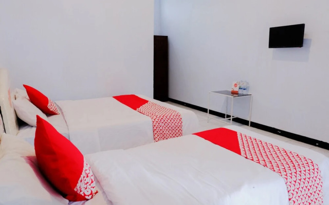 OYO 421 Alianda Guest House Syariah