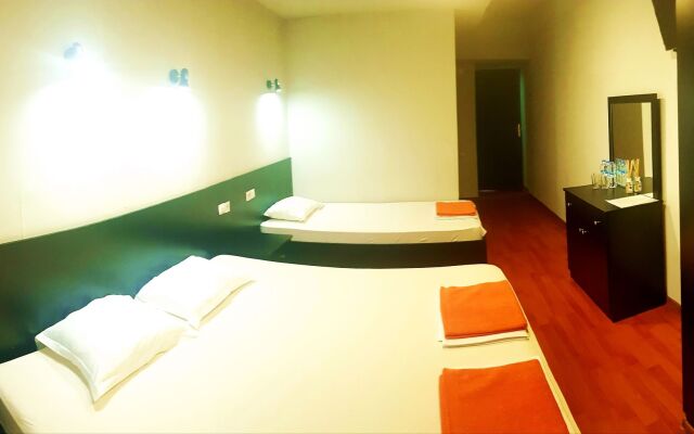 Voyage Hotel