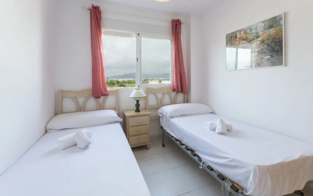 Begonia in Daim s With 2 Bedrooms and 1 Bathrooms