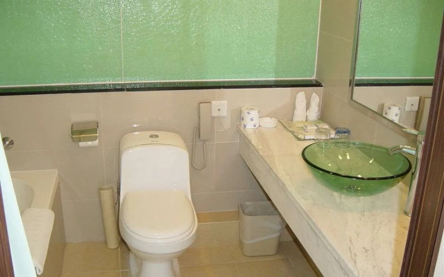 Jiang Yue Ming Shang Hotel