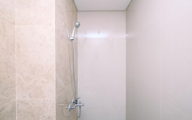 Cozy And Simply Look Studio Room At Transpark Cibubur Apartment