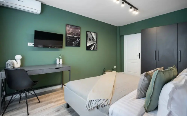 Artful & Light-Filled 2BR on Calea Victoriei - Prime Central Spot