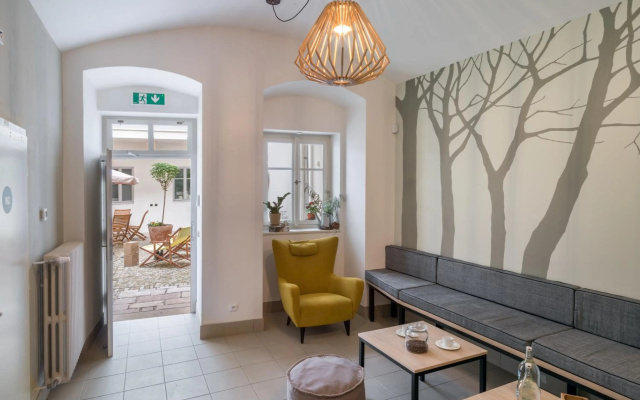 4 Trees Apartments by Adrez Living