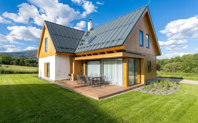 Villa in Cerny Dul With Sauna