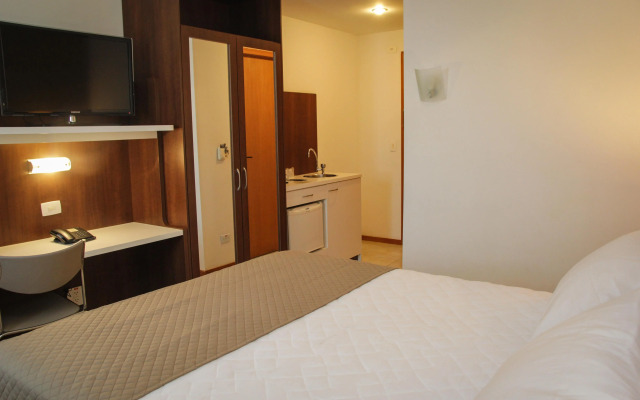Bristol Centro Cívico Multy Hotel