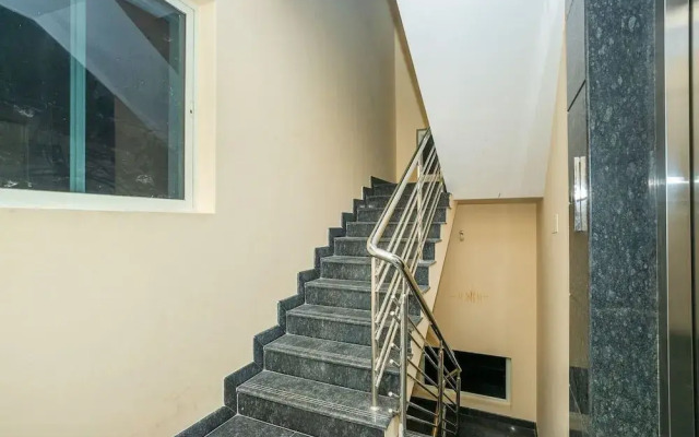 OYO 28119 Omkar Global Inn