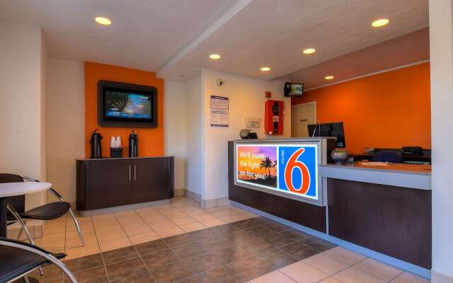Motel 6 Rowland Heights, CA - Los Angeles - Pomona
