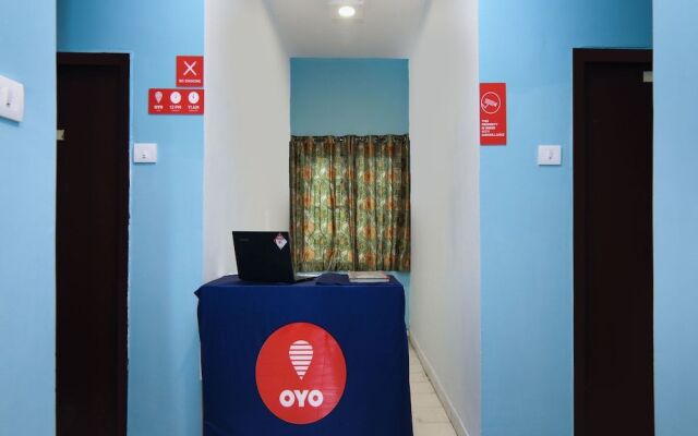 OYO Flagship 14224 Happy Guest house