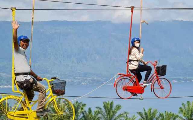 Niagara Hotel Lake Toba & Resorts