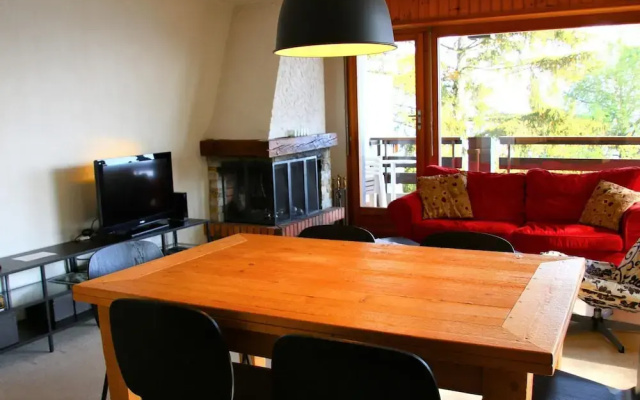 Friendly Apartment With Mountain Views