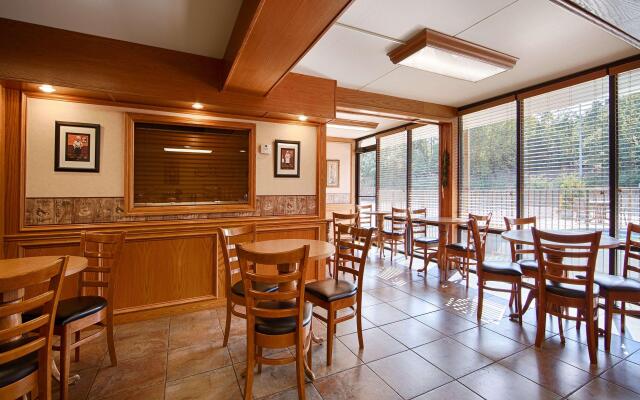 Best Western Gold Poppy Inn