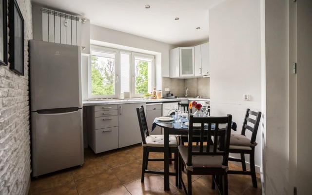 oompH Warsaw Big Apartment near Old Town