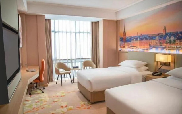 Vienna Hotel (Liuyang River Bridge Pedestrian Street)