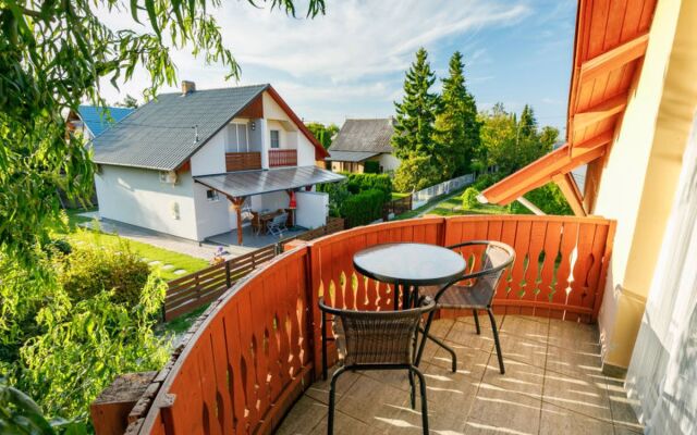 Apartment Renata Balatonmariafurdo