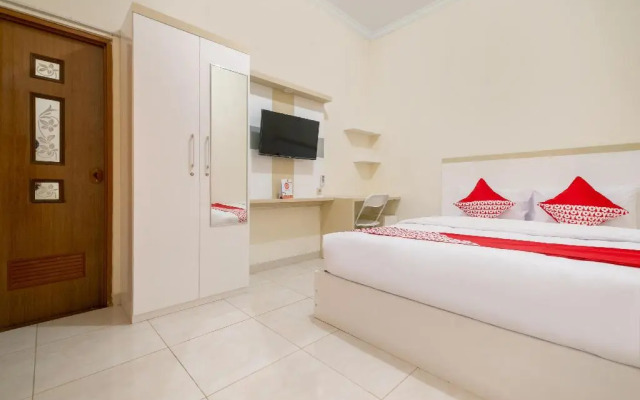 Oyo 2914 Teratai Guest House