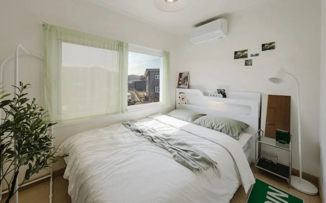 Yeongheungdo Stay Noc Pool Villa