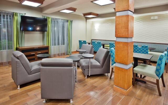 Holiday Inn Express And Suites Kimball by IHG