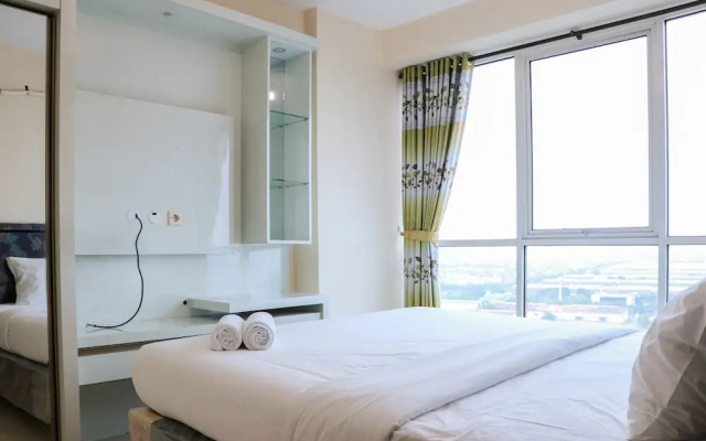 Functional 2Br At Tifolia Apartment