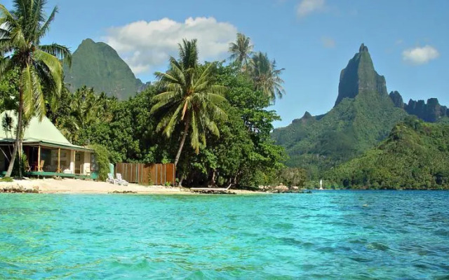 Robinsons Cove Villas