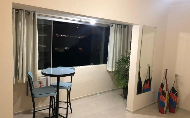 Lindo APARTAMENTO com Varanda à 200m - Praia de BOA VIAGEM
