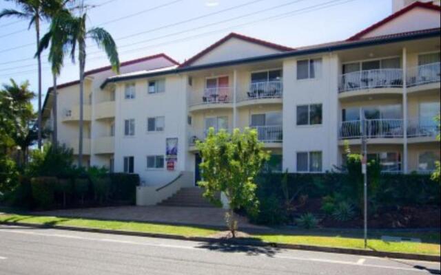 Anchor Down Apartments