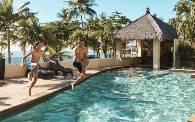 Sea Change Beachfront Apartments